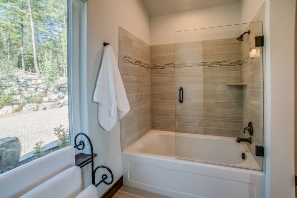 Bathroom Tub Installation in New Baltimore